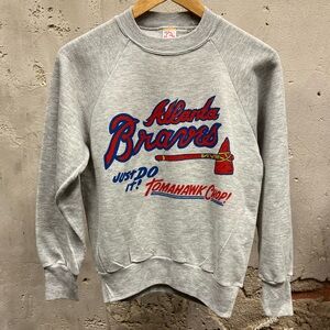 Atlanta Braves 1980s Tomahawk Chop Gray USA Made Fleece Sweatshirt Medium M